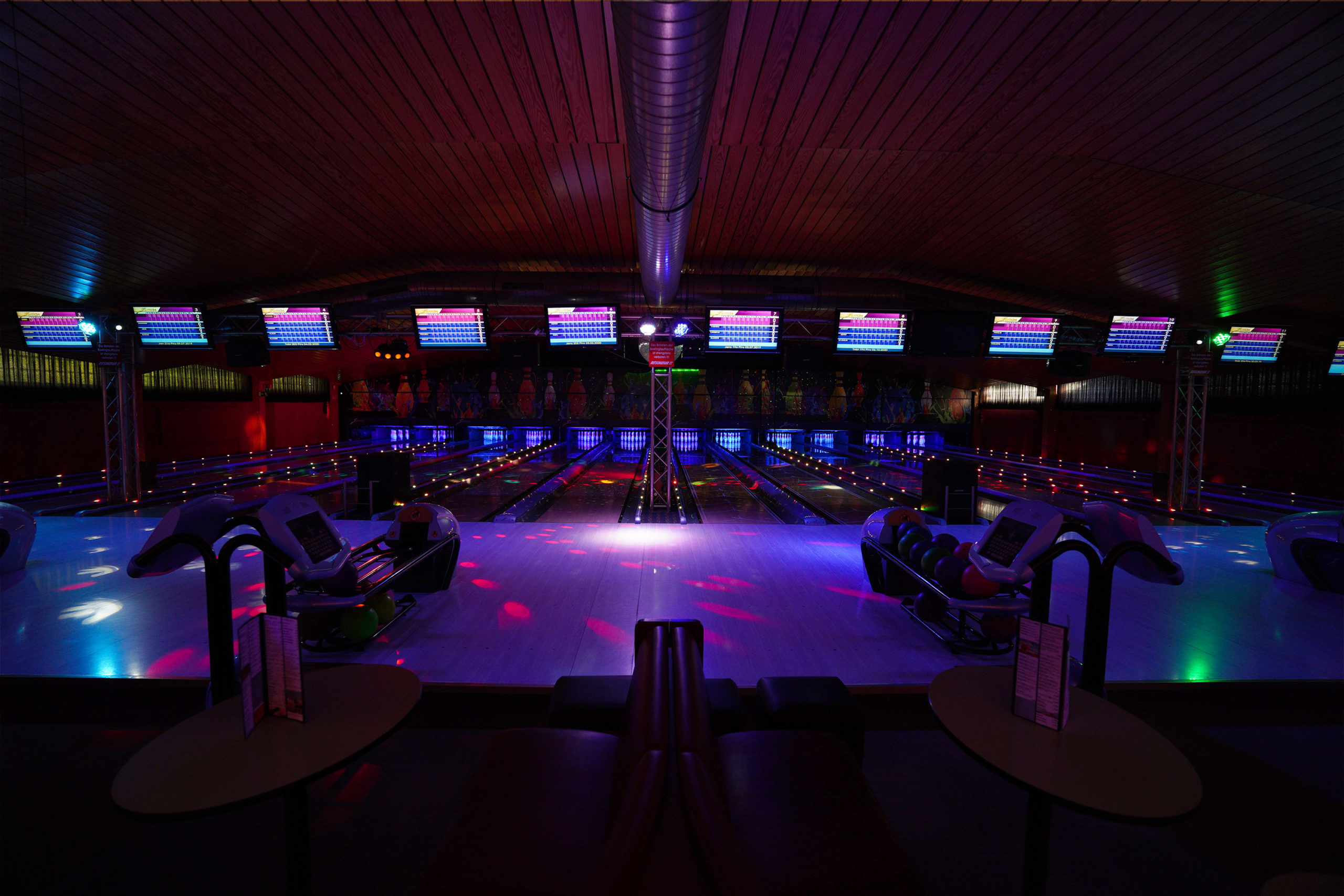 Home Pins Bowling Norderstedt Abenteuer Spaß für die ganze Familie.